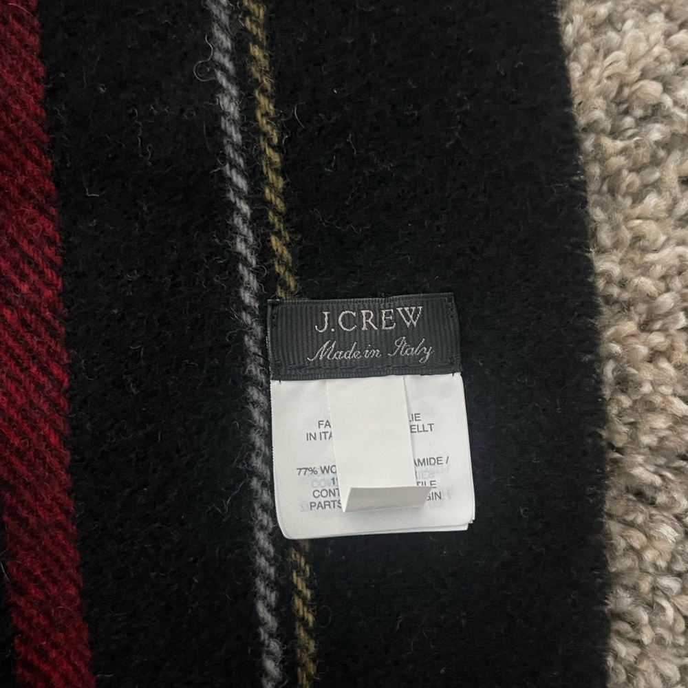 J. Crew Italian Tartan Plaid Wool Blend Fringe Scarf Christmas Holiday - Picture 2 of 3